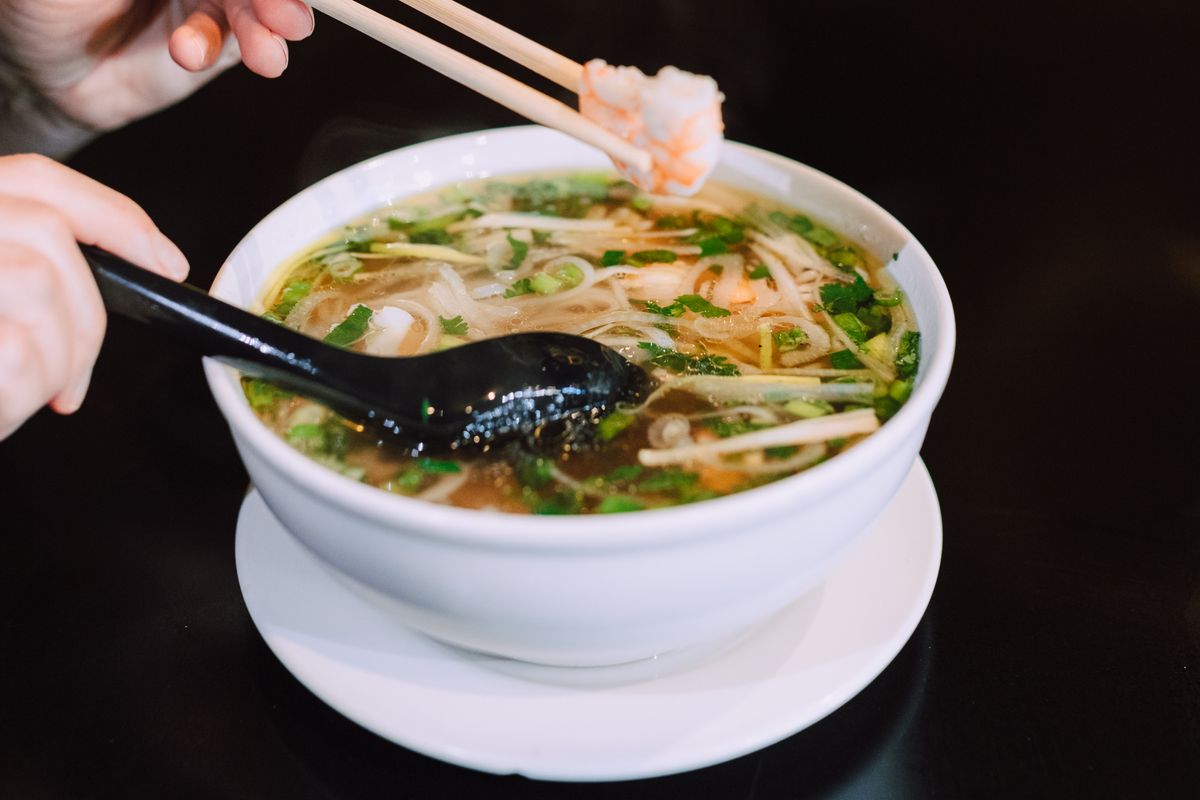 Bún Thái hải sản
