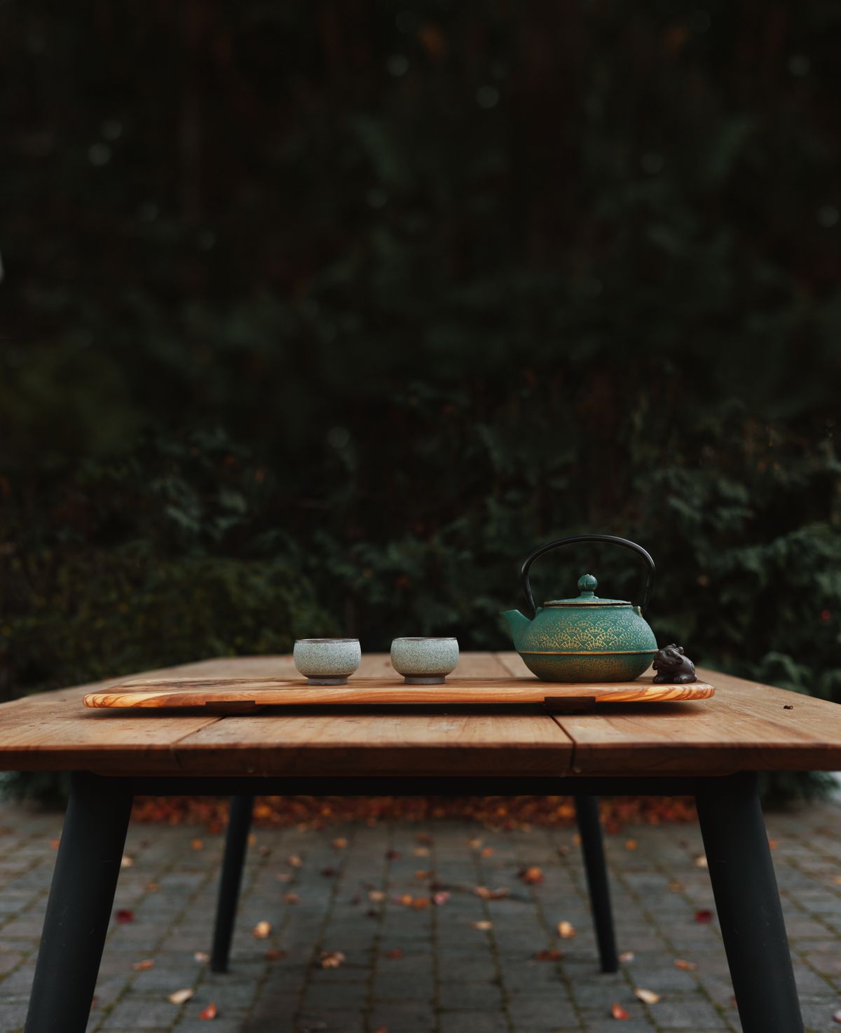 Bộ trà men lục cổ điển
